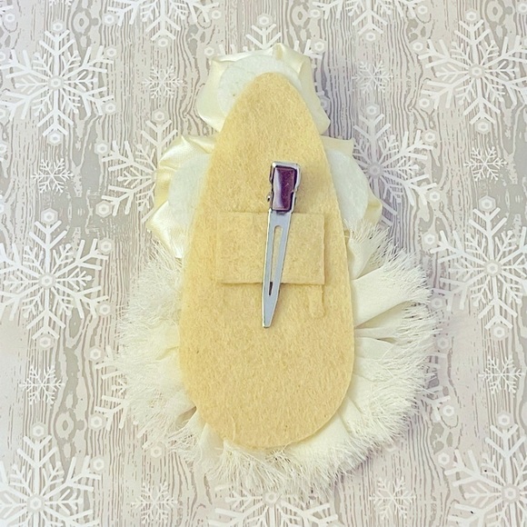 Floral Bridal Formal Hair Hat Coat Clothing Clip-on Accent Cream Satin & Chiffon - Picture 2 of 4
